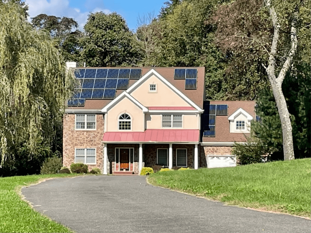 This Mansfield, NJ home is projected to save over $72,000 over 25 years by switching to solar.