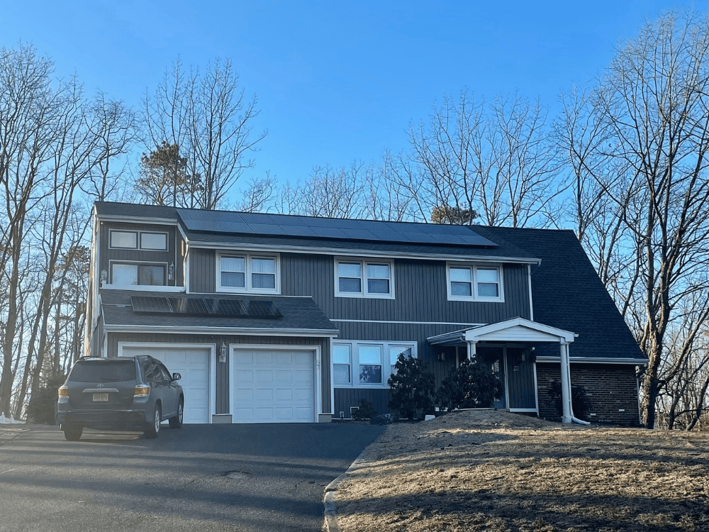 This home in Voorhees installed a 8.64 kW solar system and will have an estimated 25-year savings of $64,000